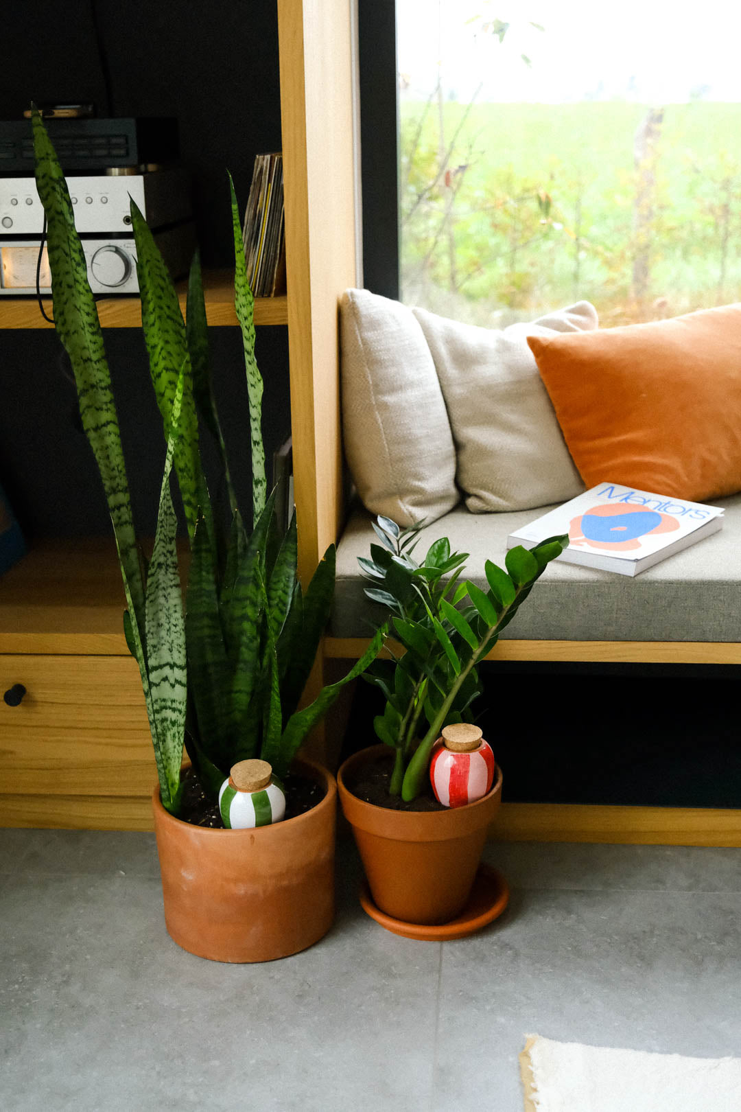 Olla Green & Pale Green