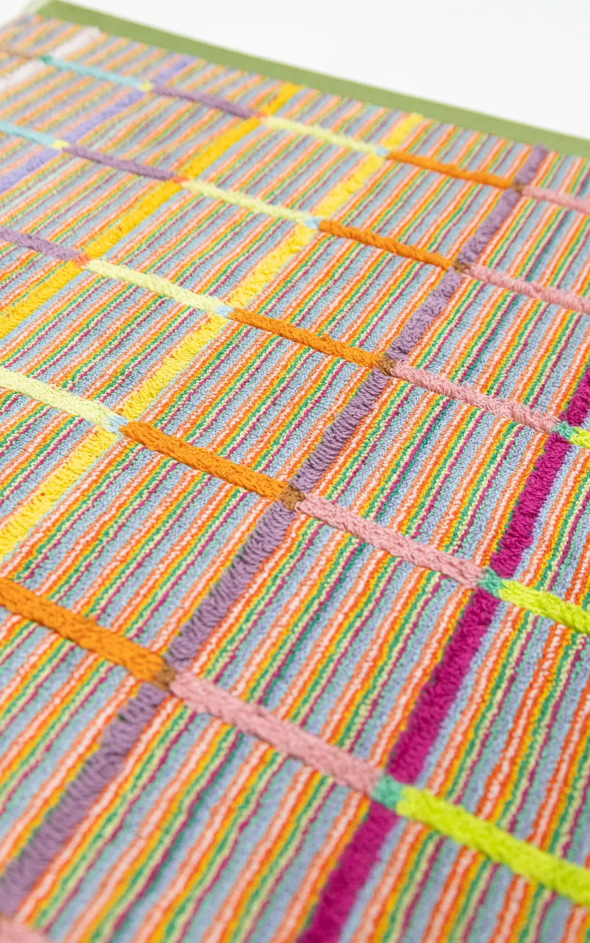 Criss Cross Bath Mat