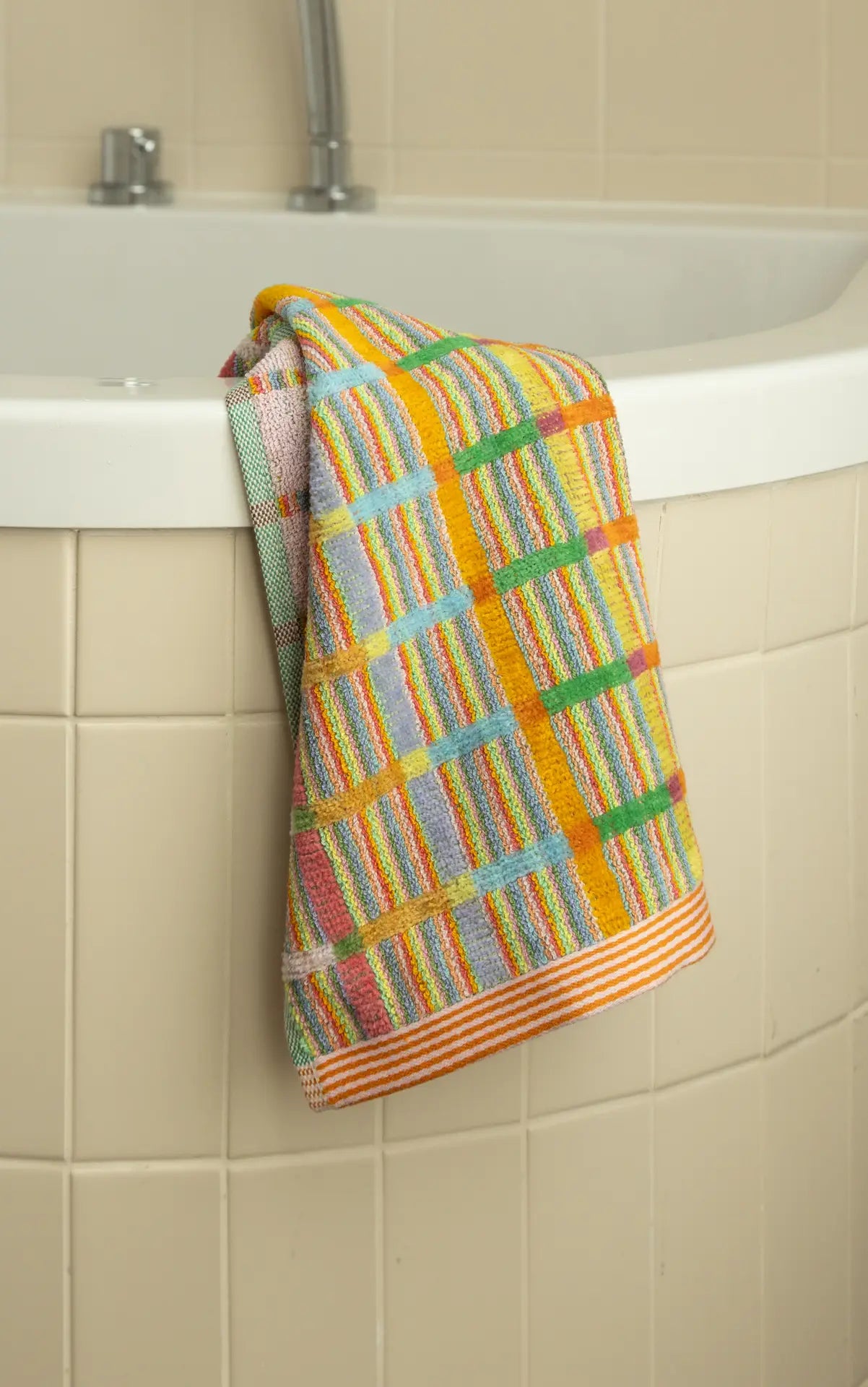 Criss Cross Hand Towel Duo