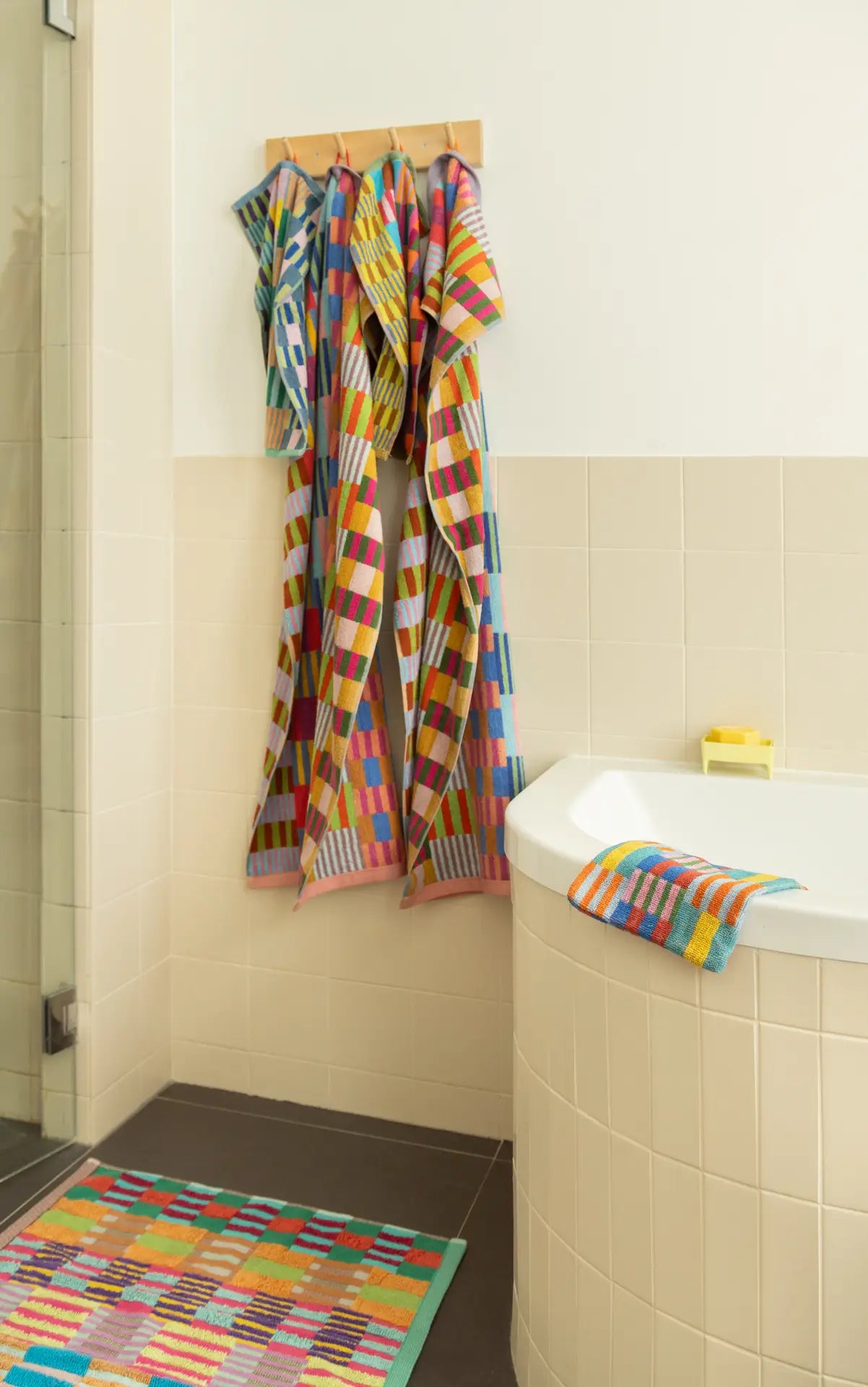 Tulip Quilt Bath Towel