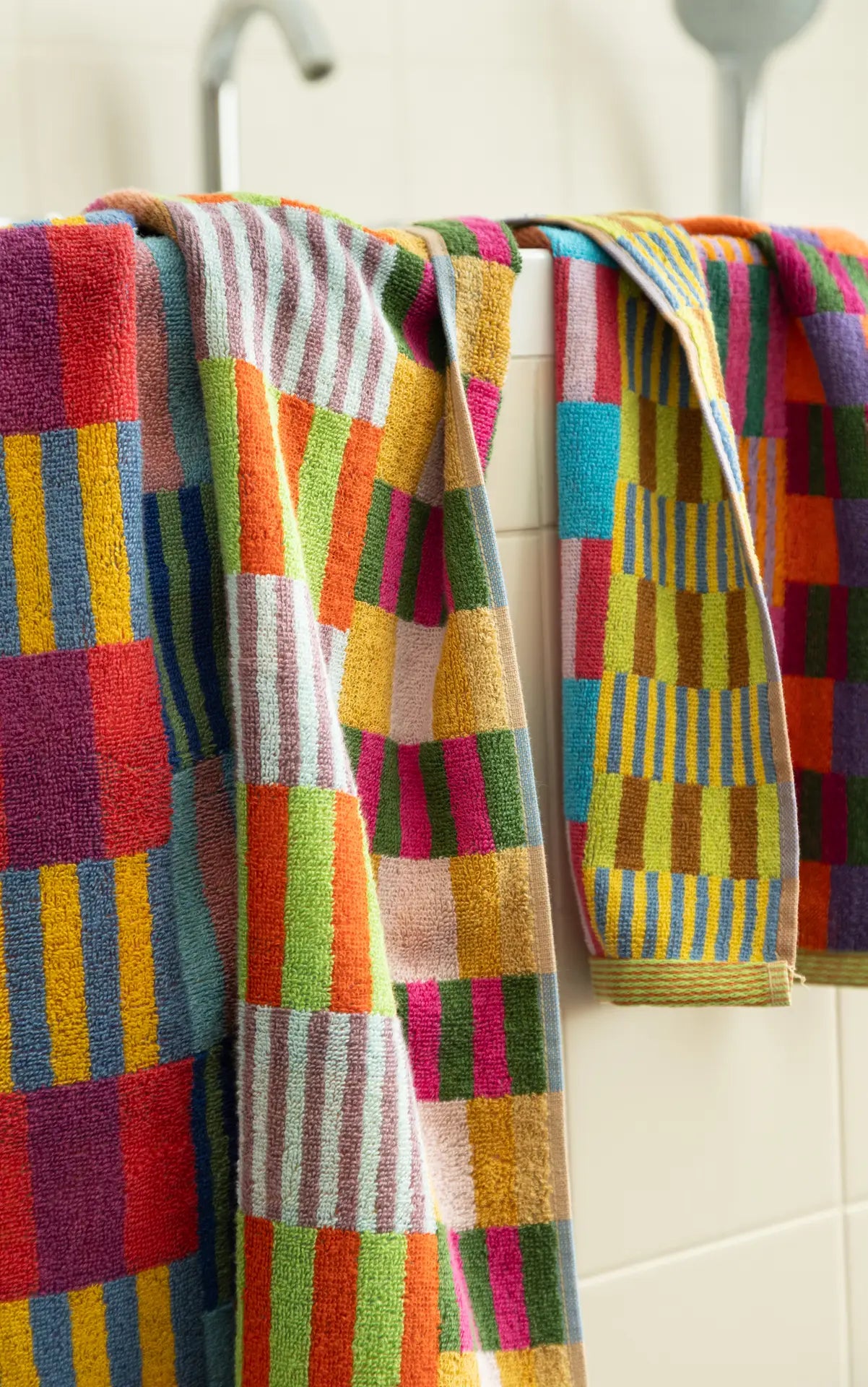 Tulip Quilt Hand Towel Duo