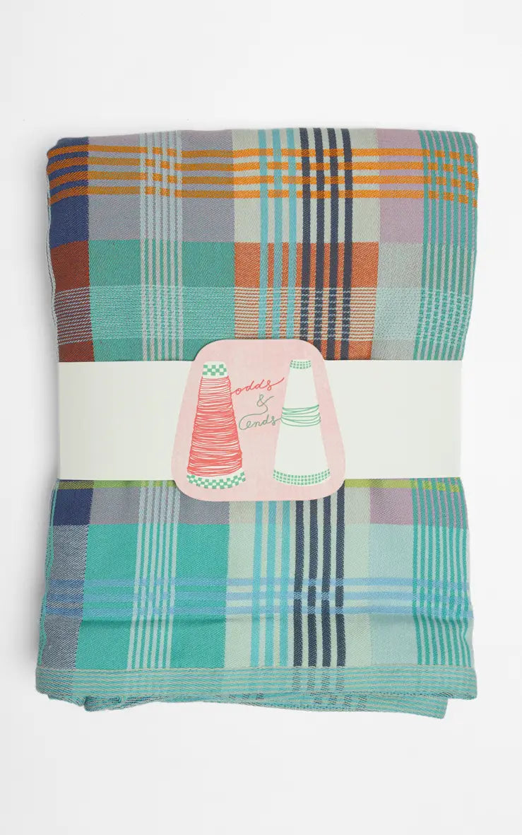 Wild Weave Tablecloth 71A