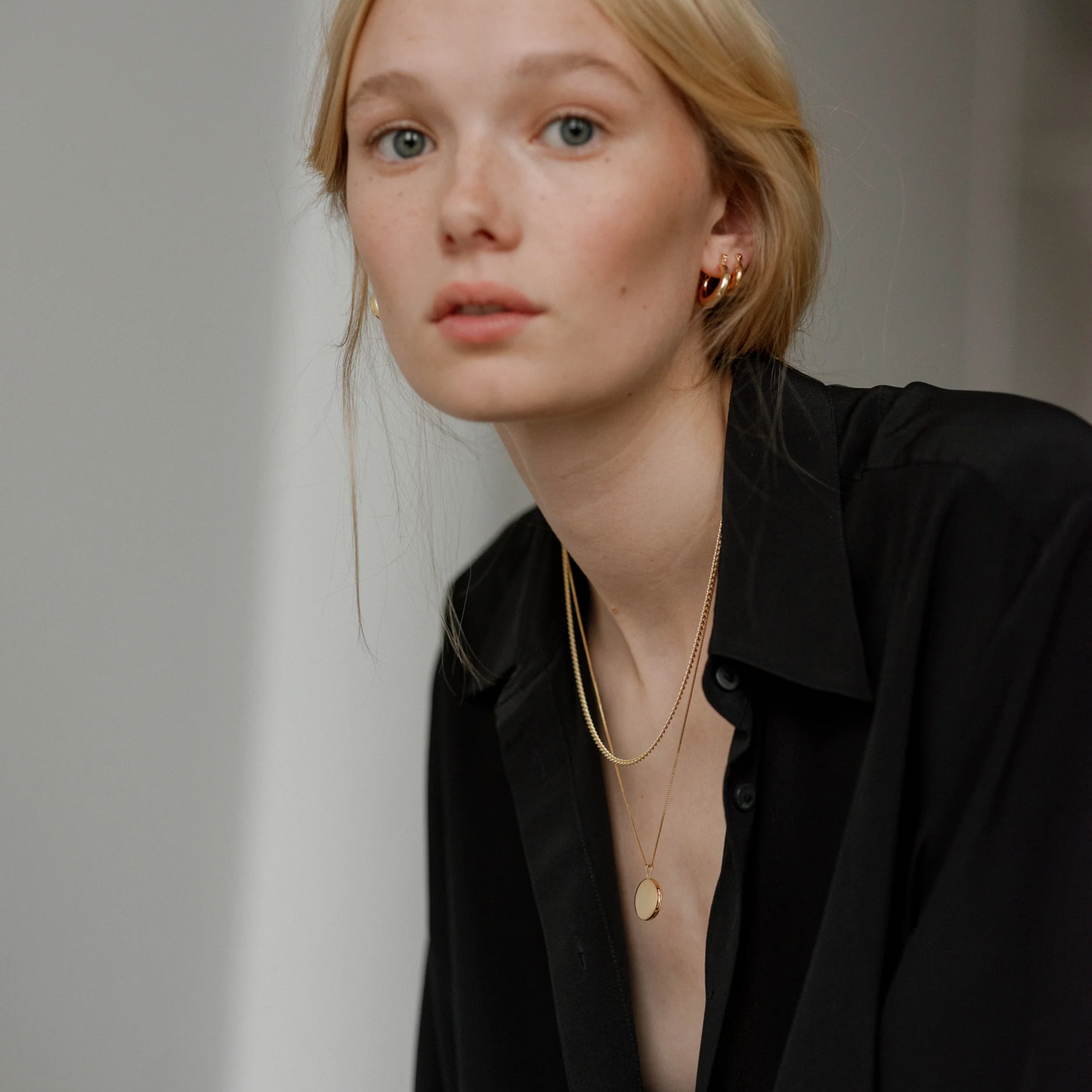 Classic Round Gold Locket