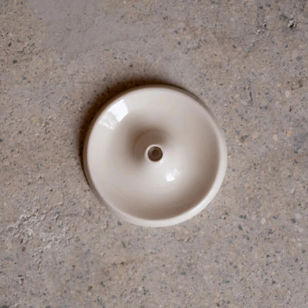 Festive Ceramic Candleholder Glossy Cream