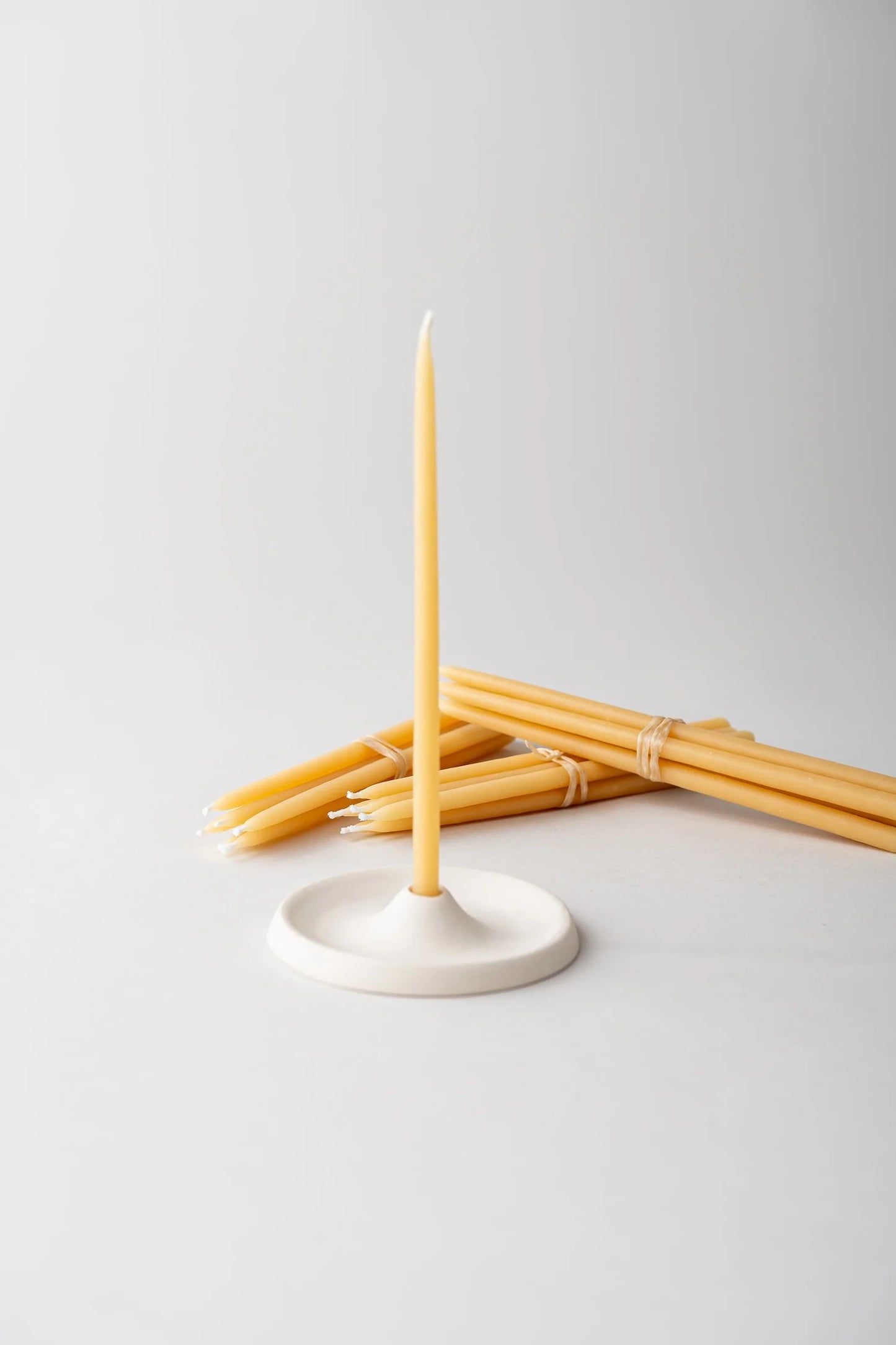 Festive Ceramic Candleholder Glossy Cream